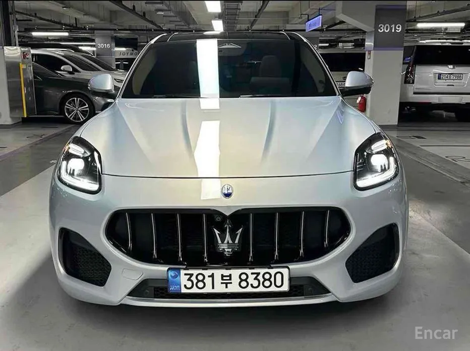 Фото 1 - Maserati Grecale