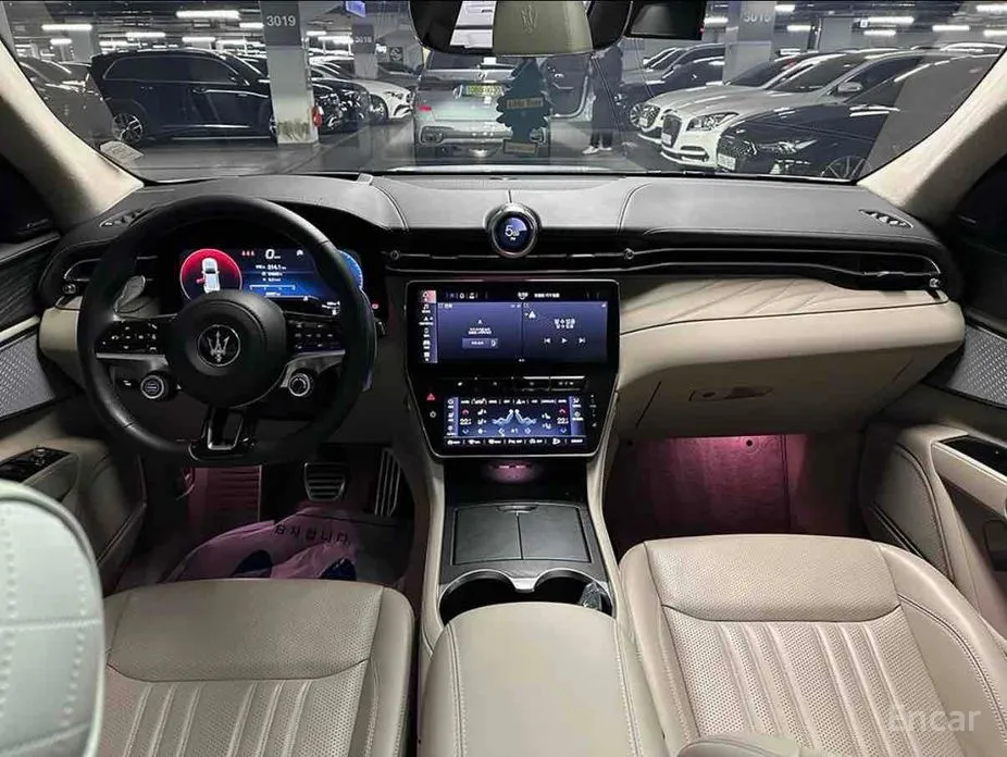 Фото 9 - Maserati Grecale