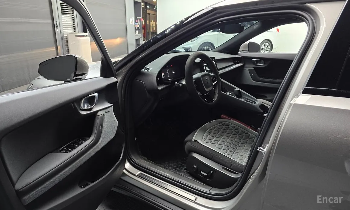 Фото 10 - Polestar 2