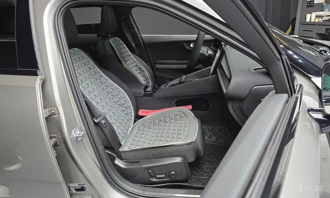 Фото 12 - Polestar 2