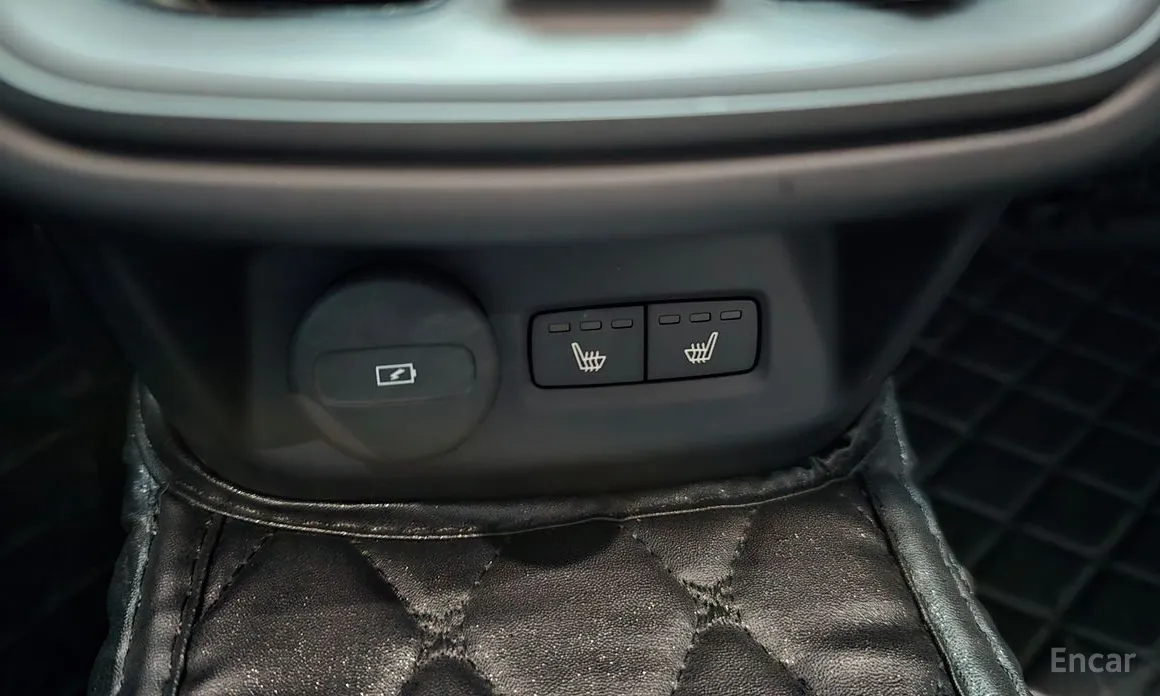 Фото 18 - Polestar 2