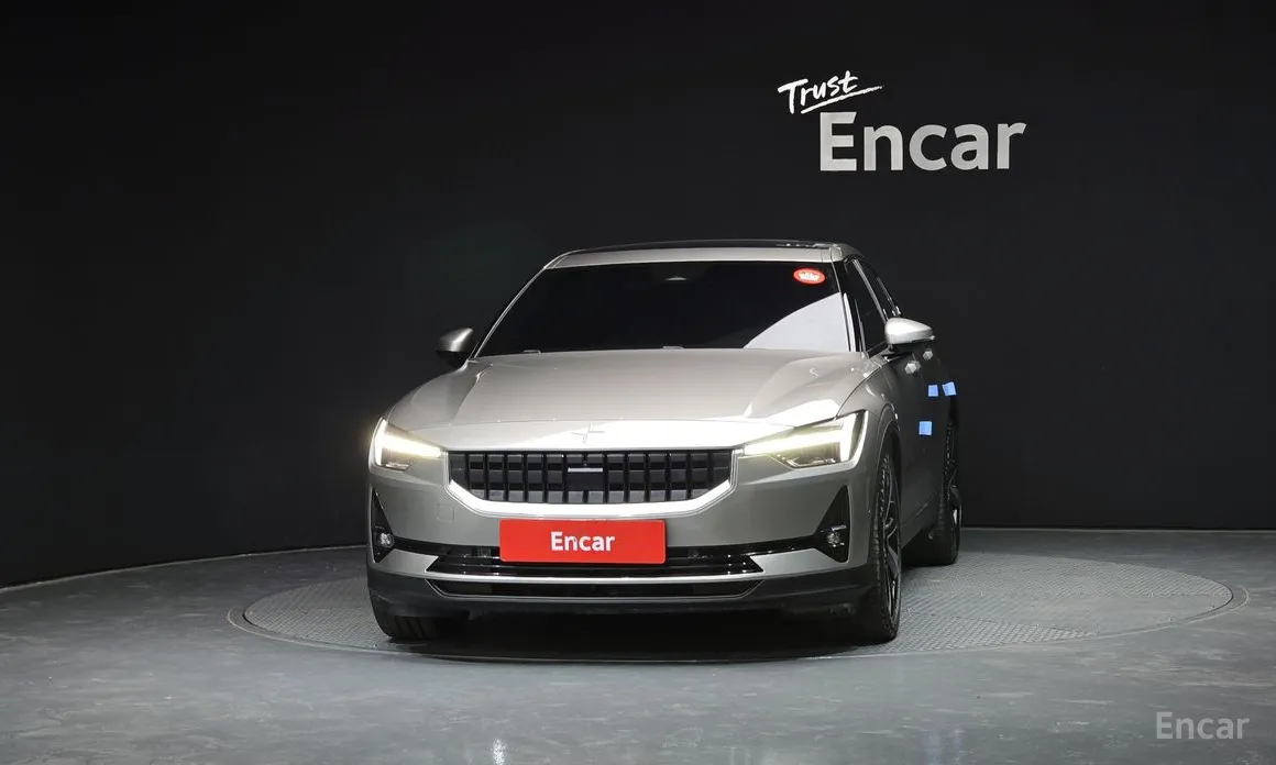 Фото 3 - Polestar 2