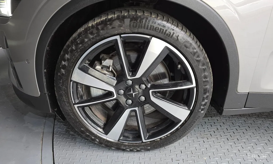 Фото 5 - Polestar 2