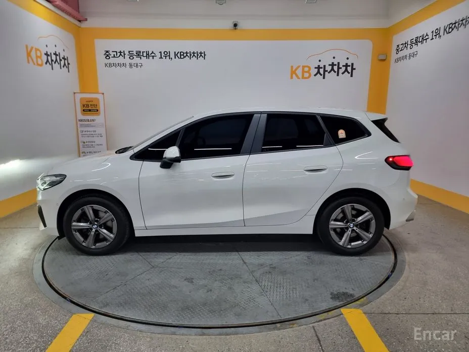 Фото 20 - BMW 2 Series