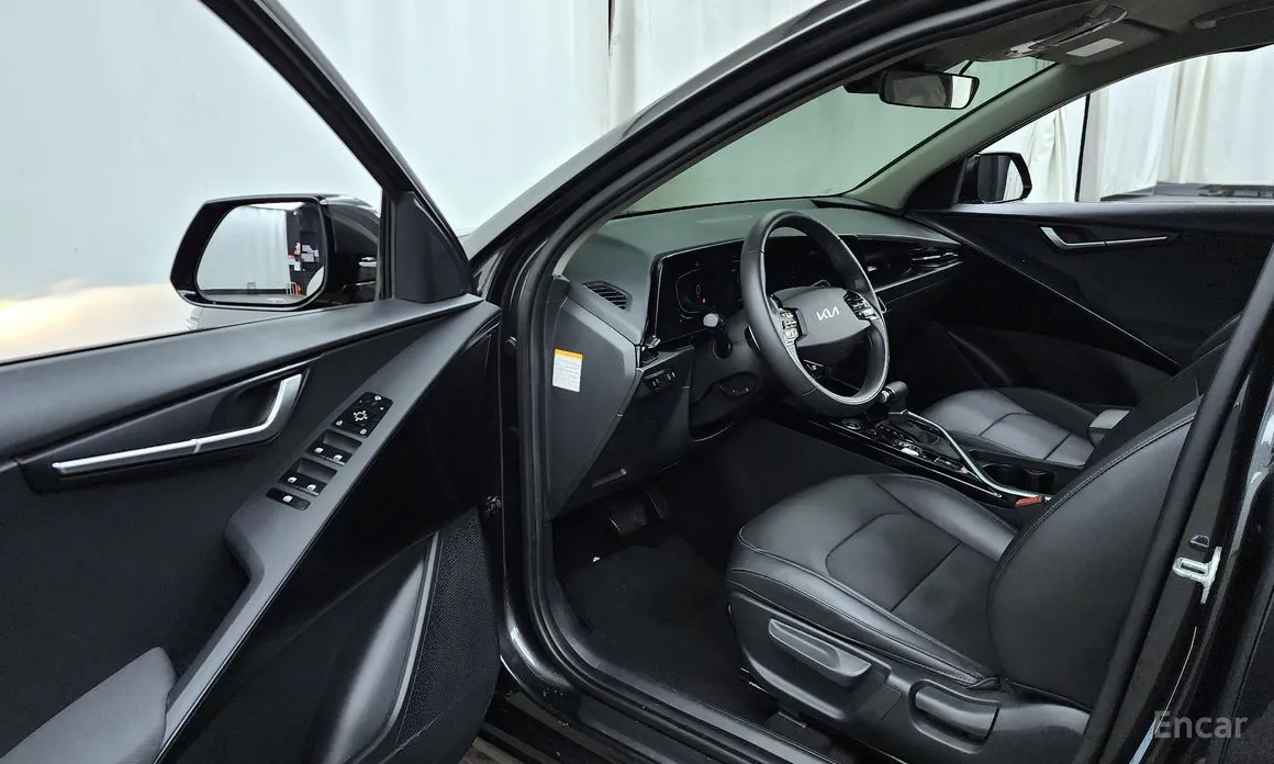 Фото 10 - Kia Niro