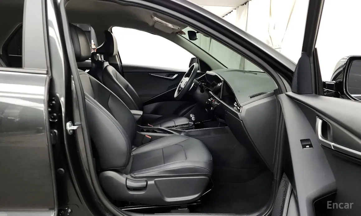 Фото 11 - Kia Niro