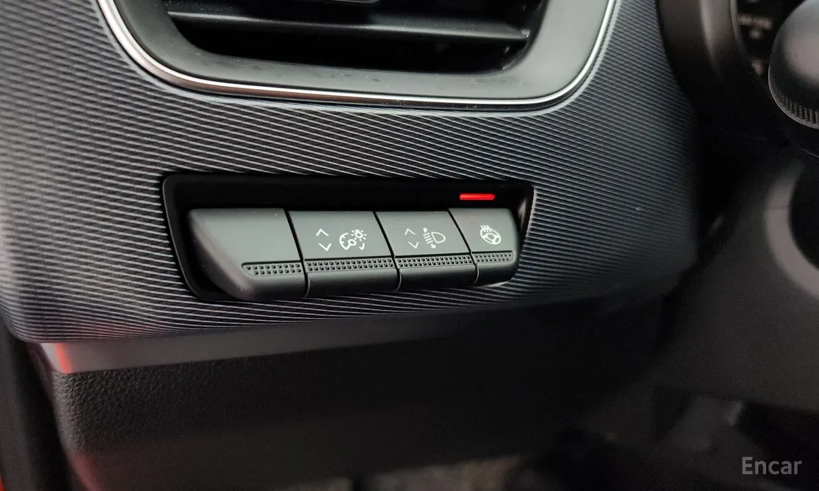 Фото 17 - Renault XM3