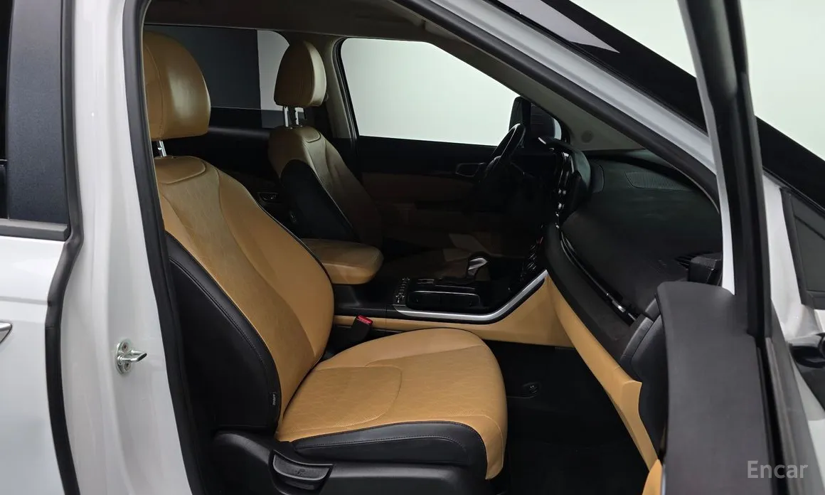 Фото 10 - Kia Carnival