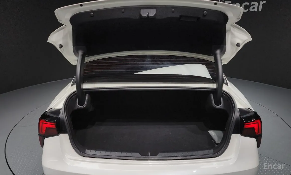 Фото 20 - Kia K5