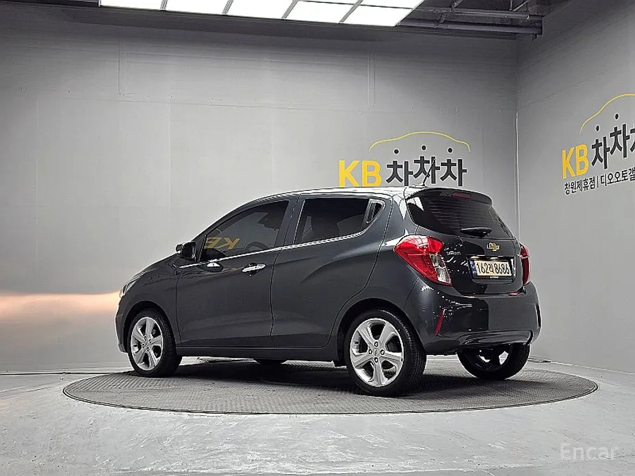 Фото 3 - Chevrolet Spark
