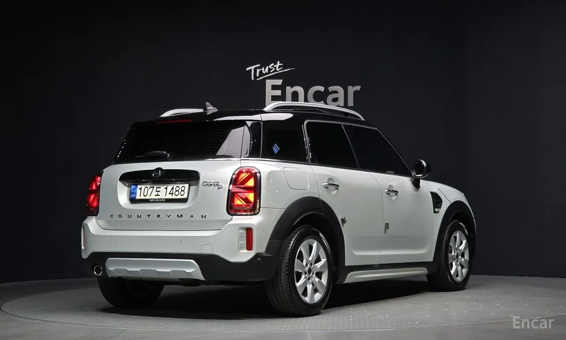 Фото 2 - Mini Countryman