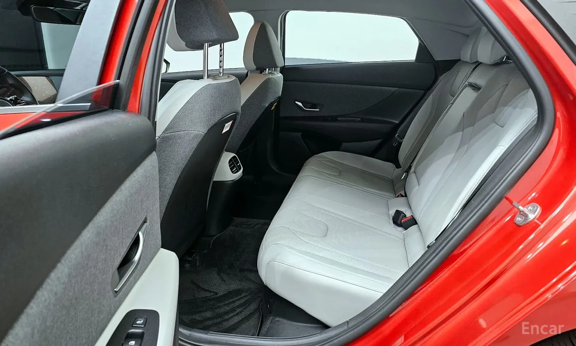 Фото 13 - Hyundai Avante