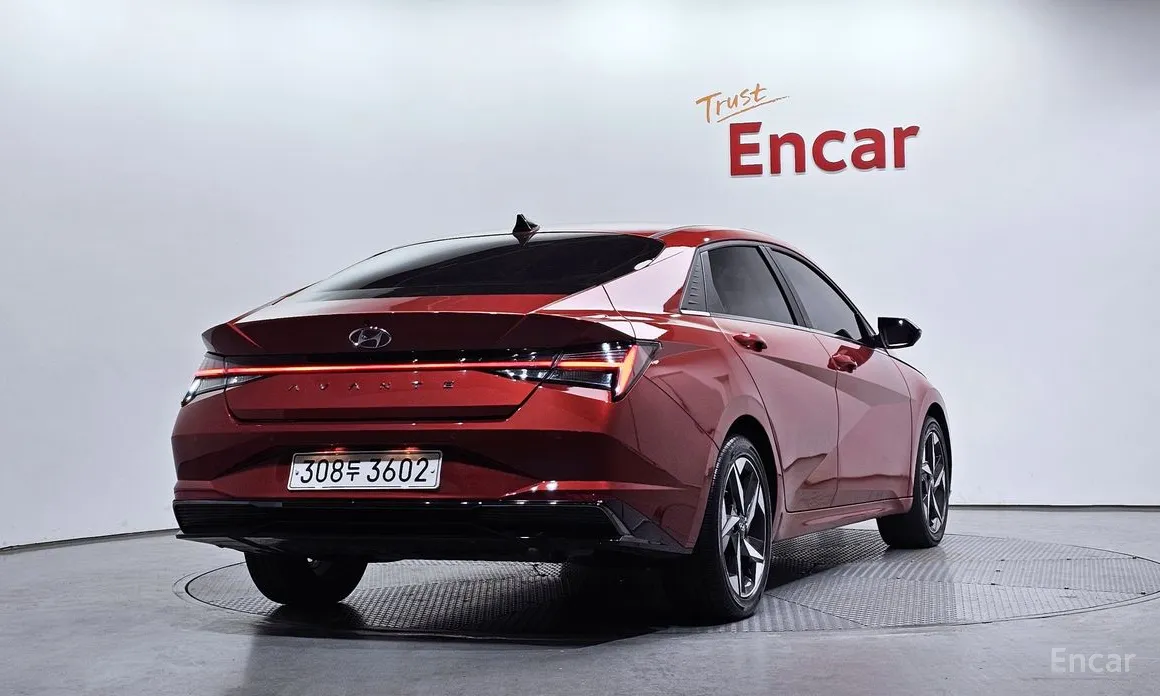 Фото 2 - Hyundai Avante