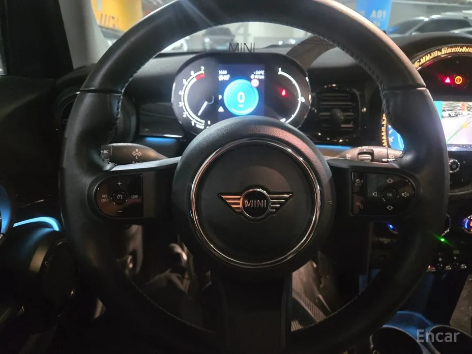 Фото 11 - Mini Cooper