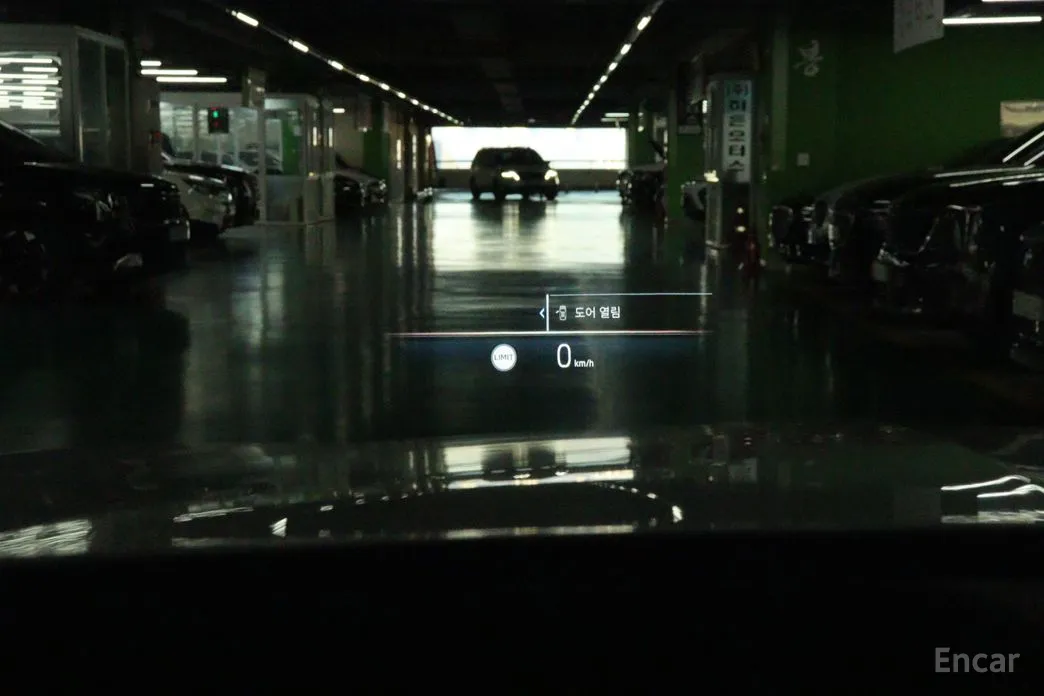 Фото 14 - BMW 7 Series