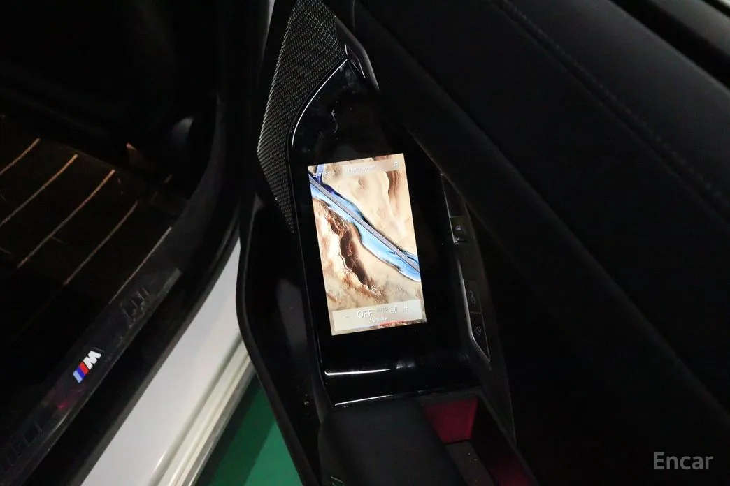 Фото 16 - BMW 7 Series