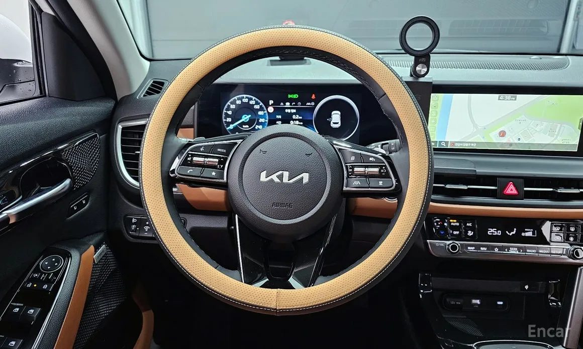 Фото 13 - Kia Seltos