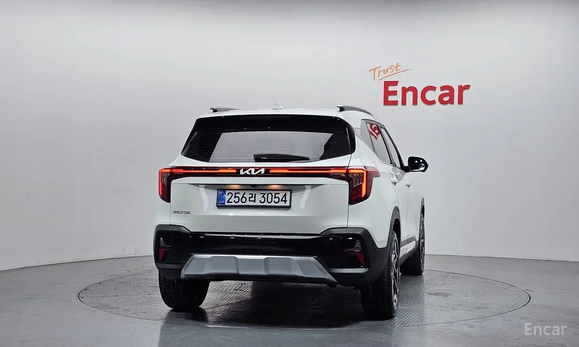 Фото 4 - Kia Seltos