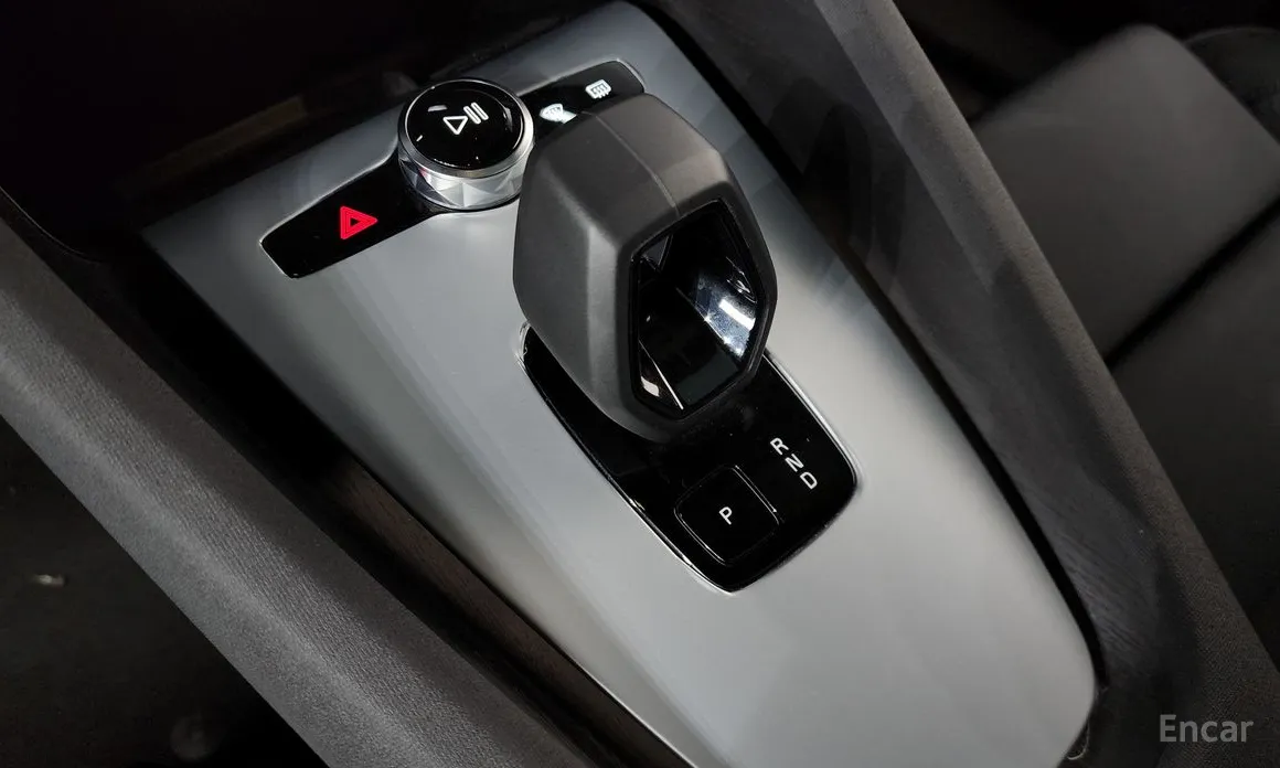 Фото 9 - Polestar 2