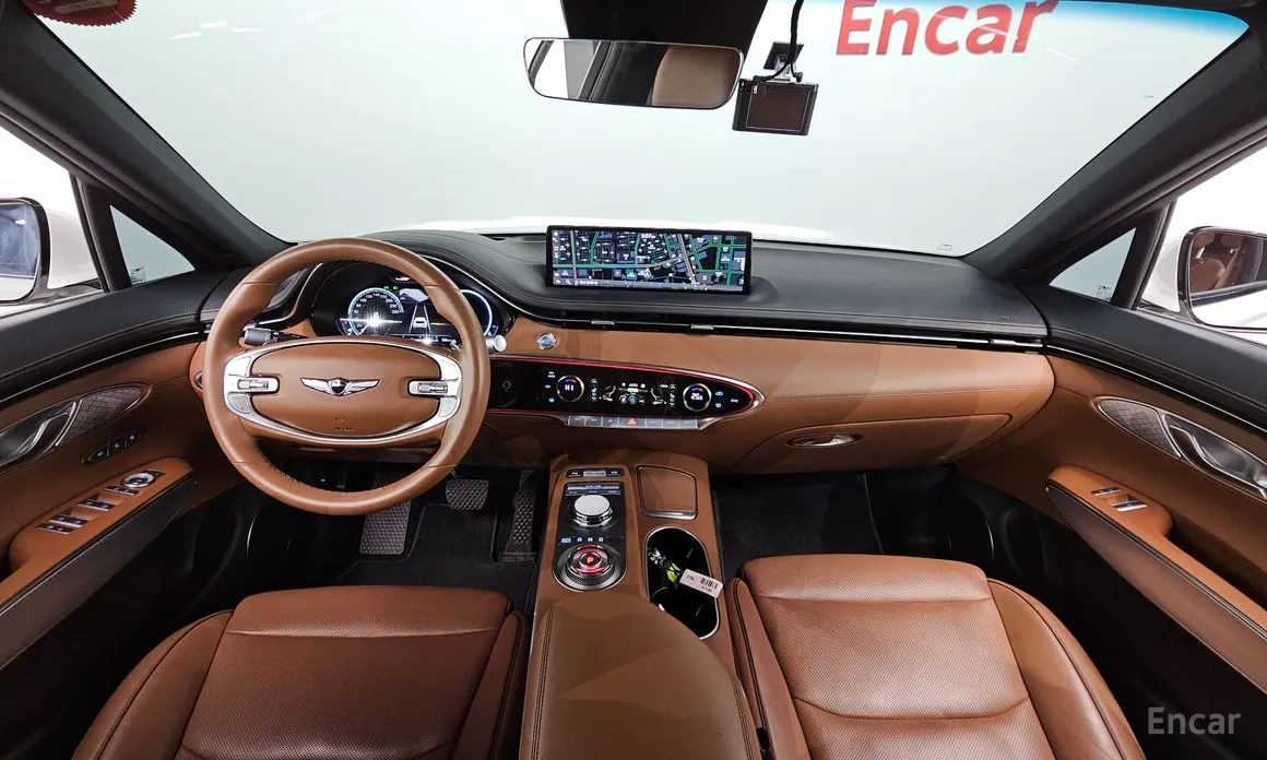 Фото 7 - Genesis GV70