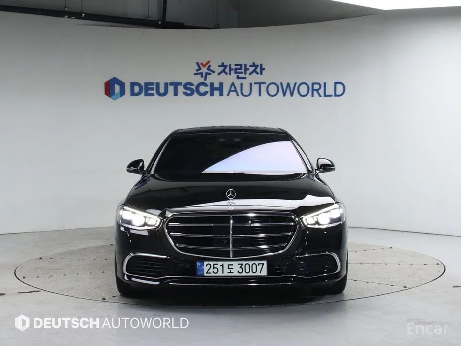 Фото 3 - Mercedes-Benz S-Class