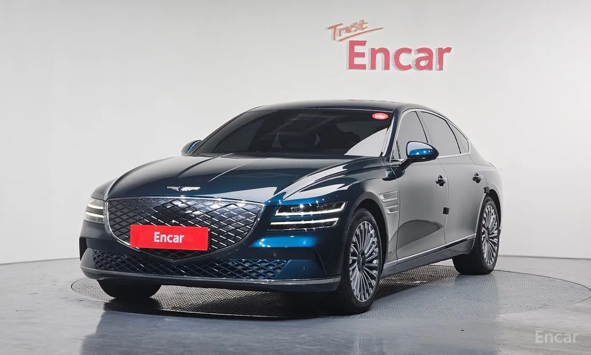 Фото 1 - Genesis G80