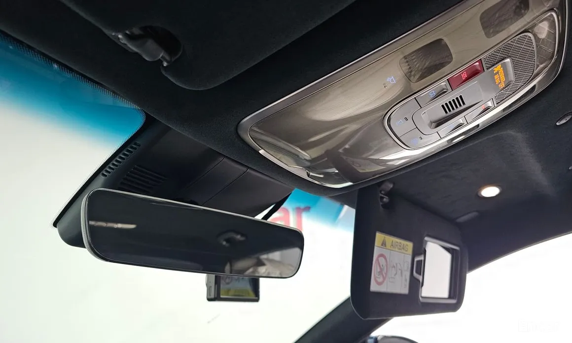 Фото 18 - Genesis G80