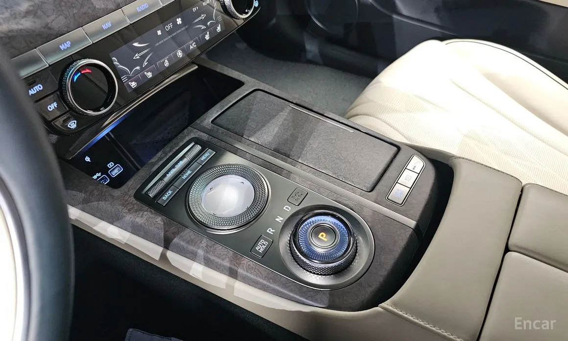 Фото 9 - Genesis G80