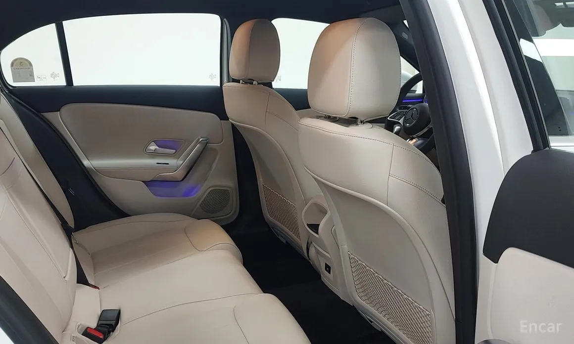 Фото 10 - Mercedes-Benz A-Class