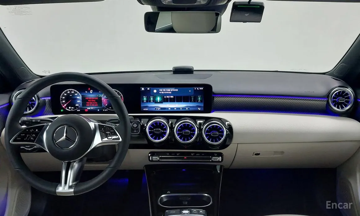 Фото 7 - Mercedes-Benz A-Class