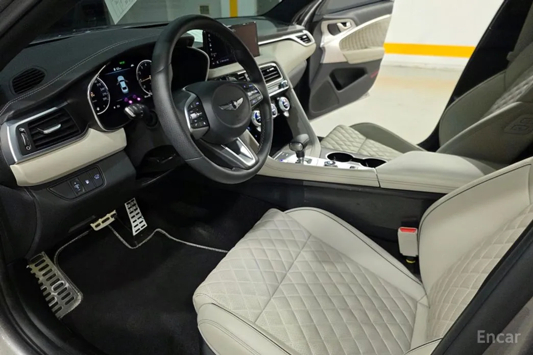 Genesis G70 2020 Gasoline 2.0T 4WD