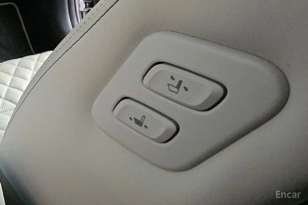 Genesis G70 2020 Gasoline 2.0T 4WD