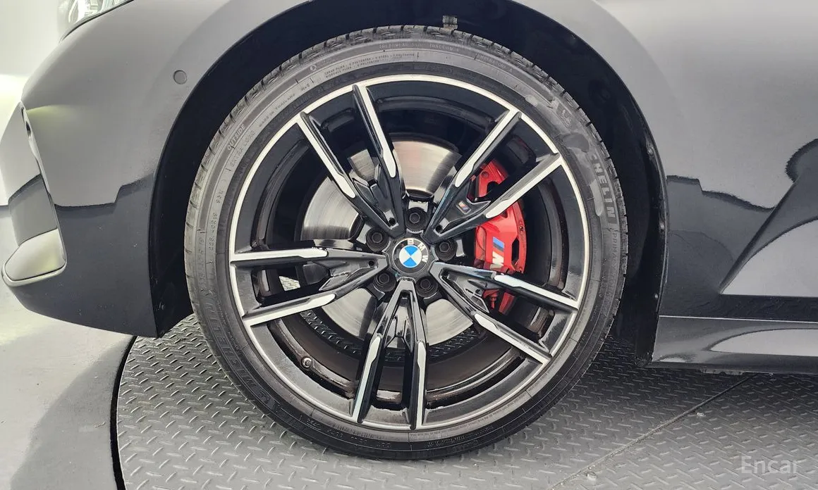 Photo 5 - BMW 3 Series