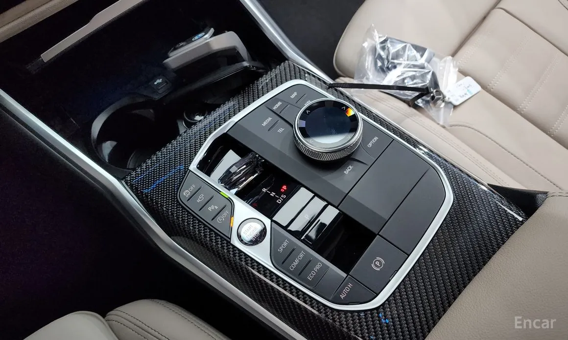 Photo 9 - BMW 3 Series