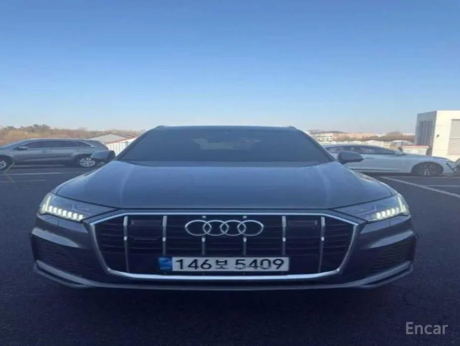 Фото 1 - Audi Q7