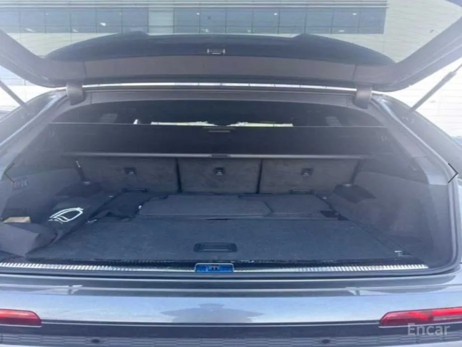 Фото 5 - Audi Q7