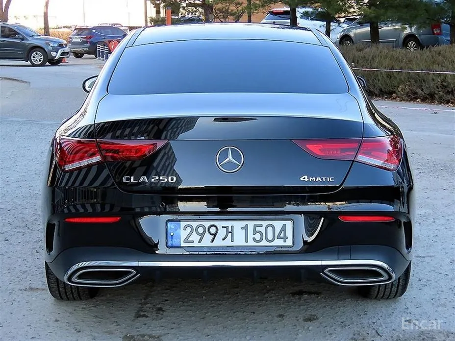 Фото 4 - Mercedes-Benz CLA-Class