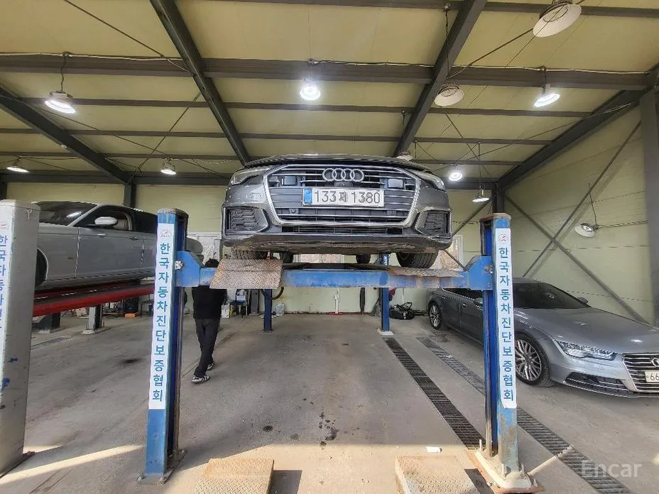 Фото 5 - Audi A6