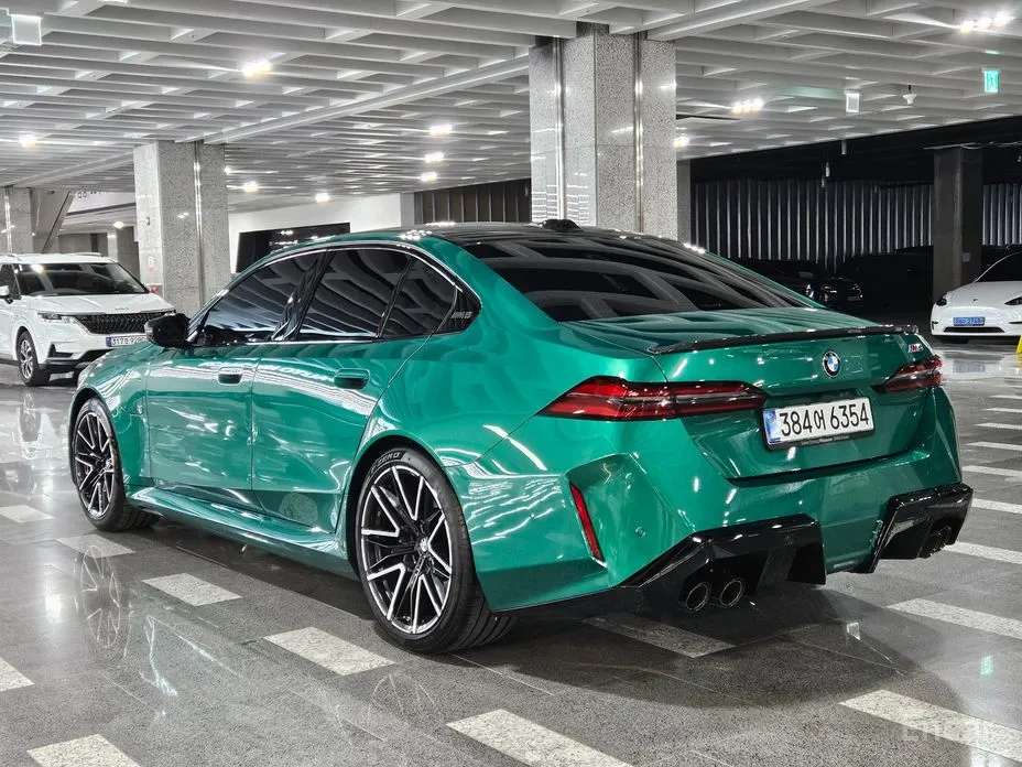 Фото 17 - BMW M5