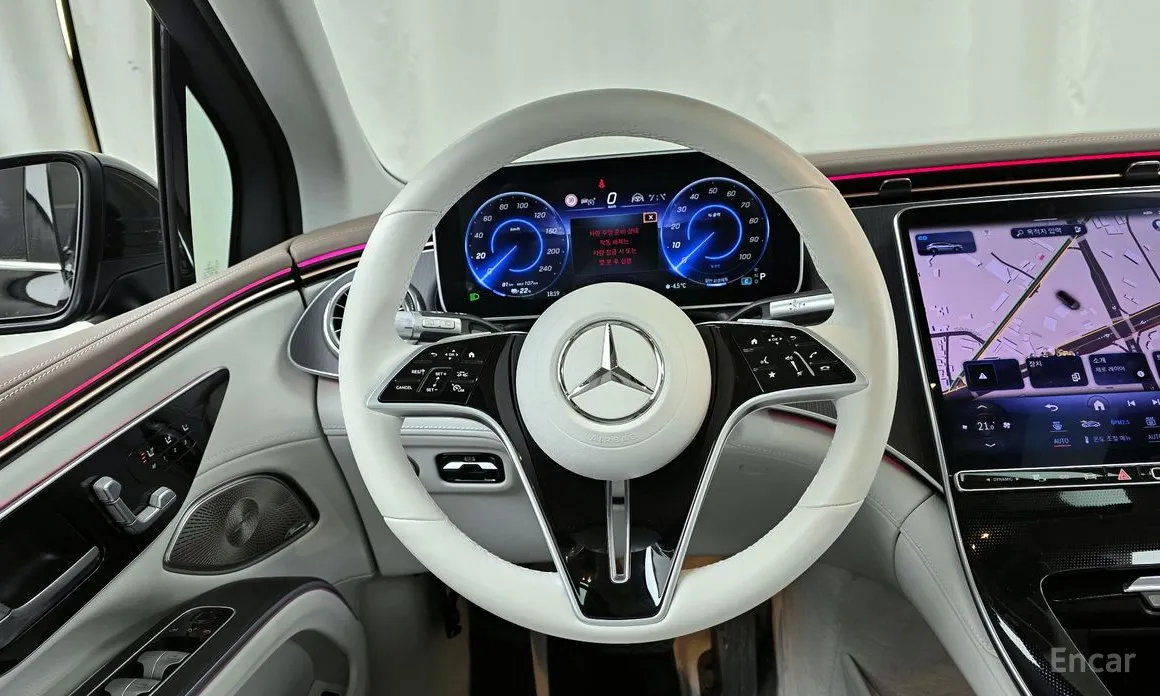 Фото 13 - Mercedes-Benz EQS