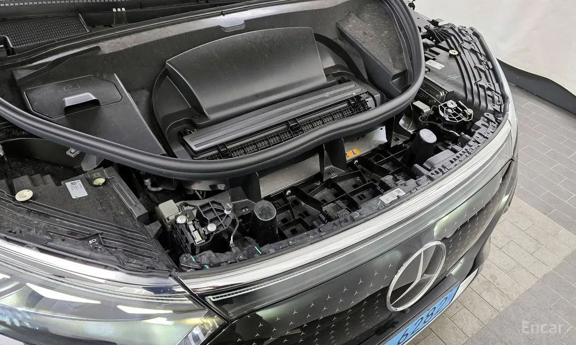 Фото 6 - Mercedes-Benz EQS