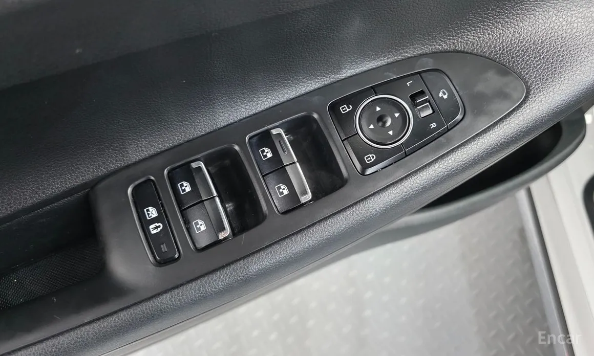 Фото 13 - Hyundai Grandeur