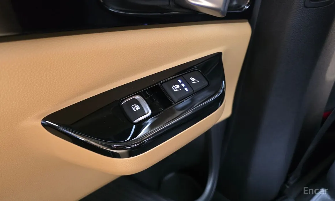 Фото 18 - Kia Carnival