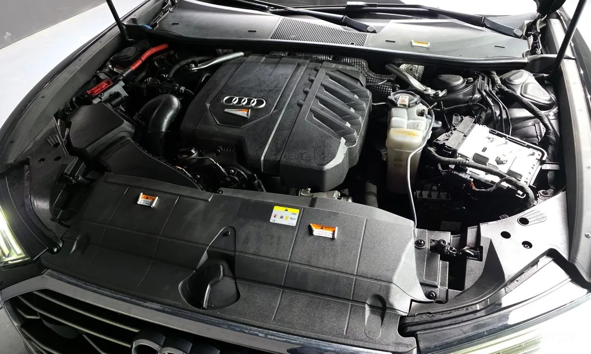 Фото 6 - Audi A6