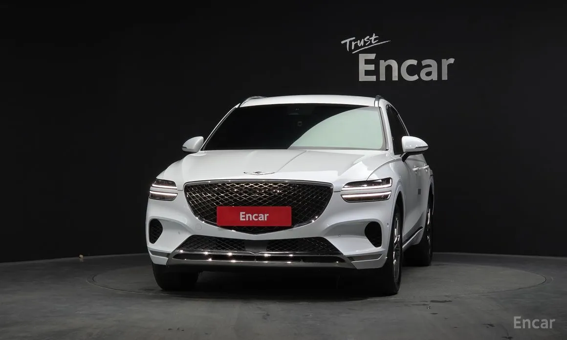 Фото 3 - Genesis GV70