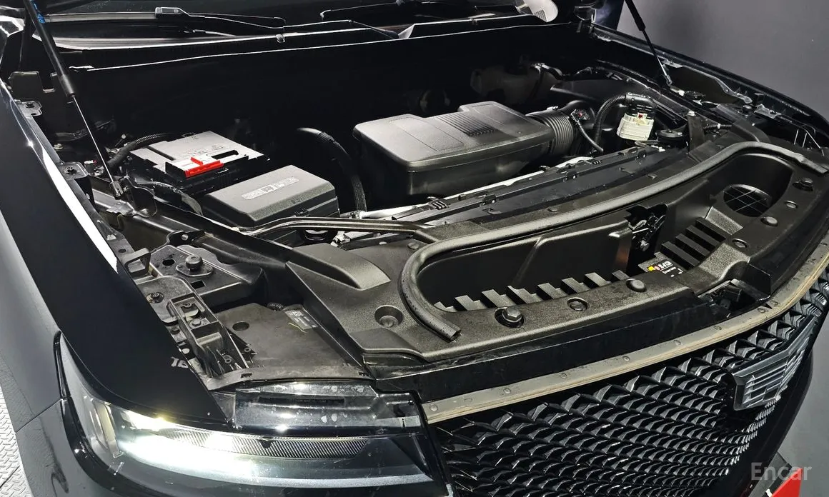 Фото 6 - Cadillac Escalade