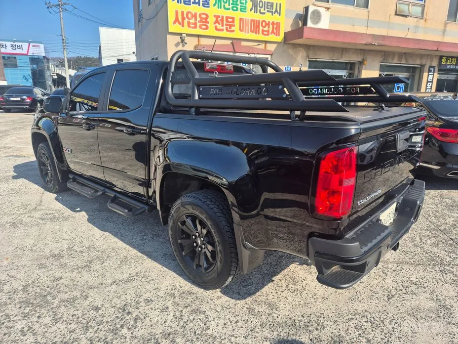 Фото 3 - Chevrolet Colorado