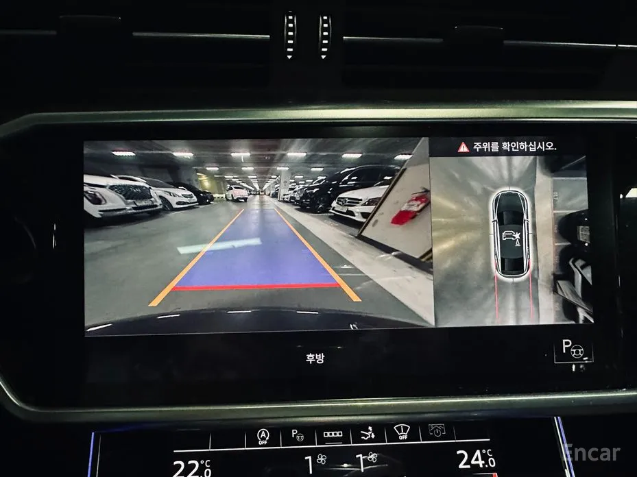 Фото 14 - Audi A7