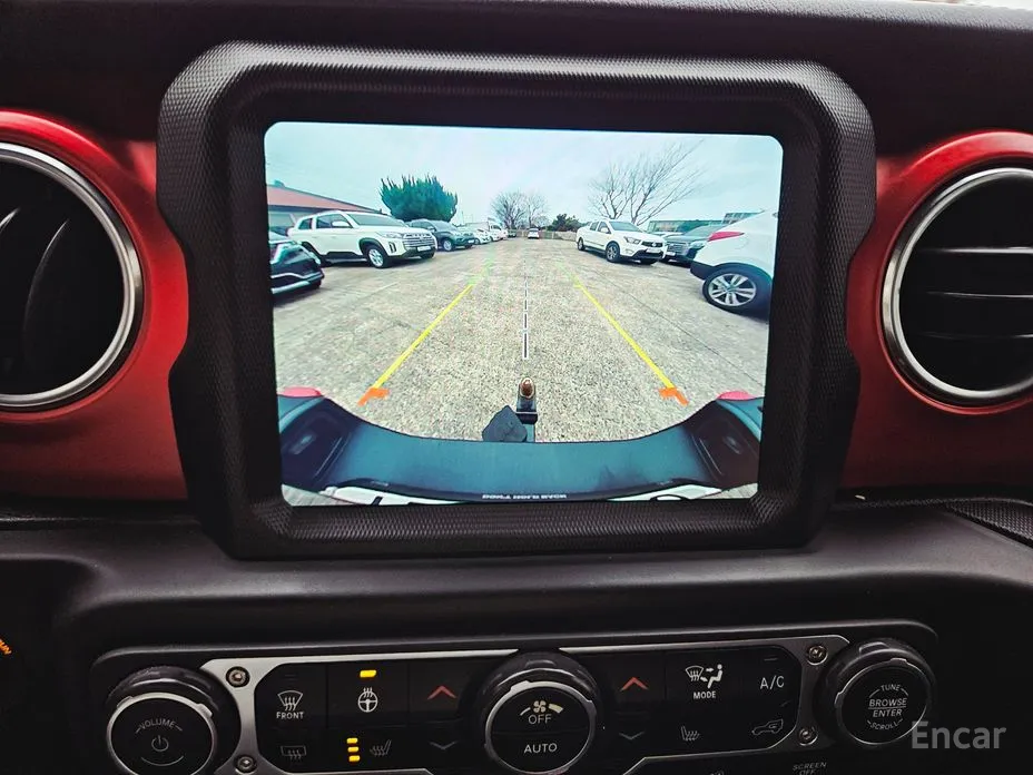 Фото 14 - Jeep Gladiator