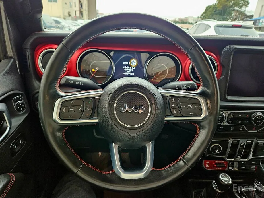 Фото 16 - Jeep Gladiator